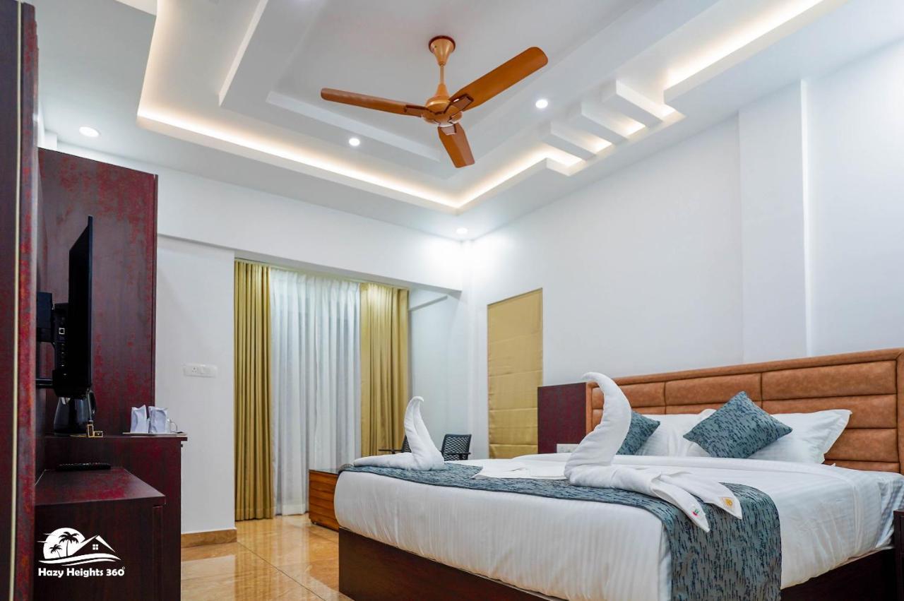 Hazy Heights 360 Hotel Munnar Exterior photo